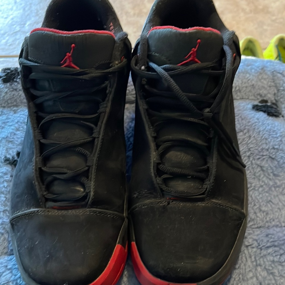 Nike sneakers in black and red size 13M
